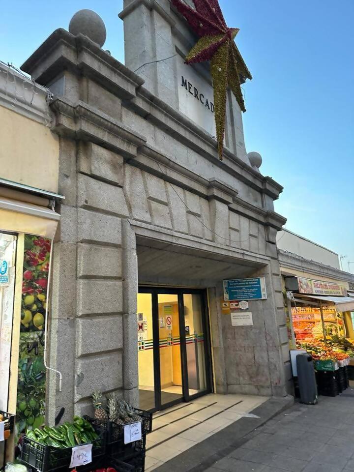 Market Martinez De La Riva I Madrid Exteriör bild